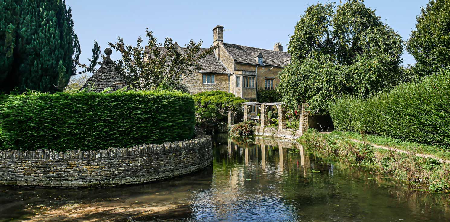 Wild Swimming: The Cotswolds Edition